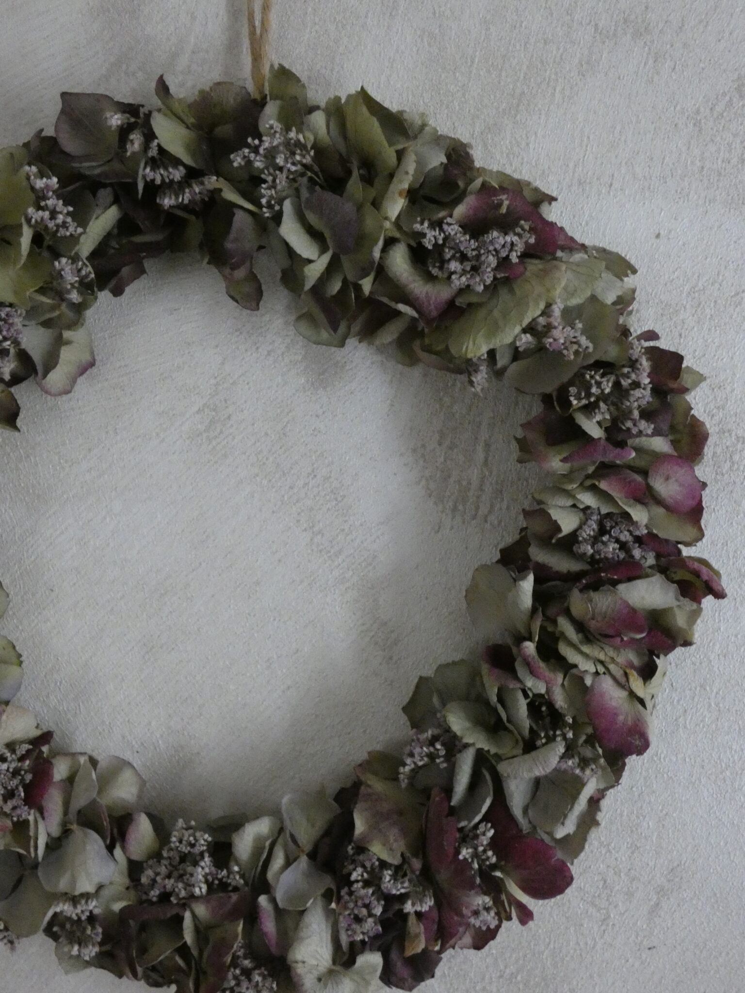 Couronne d'hortensia à suspendre