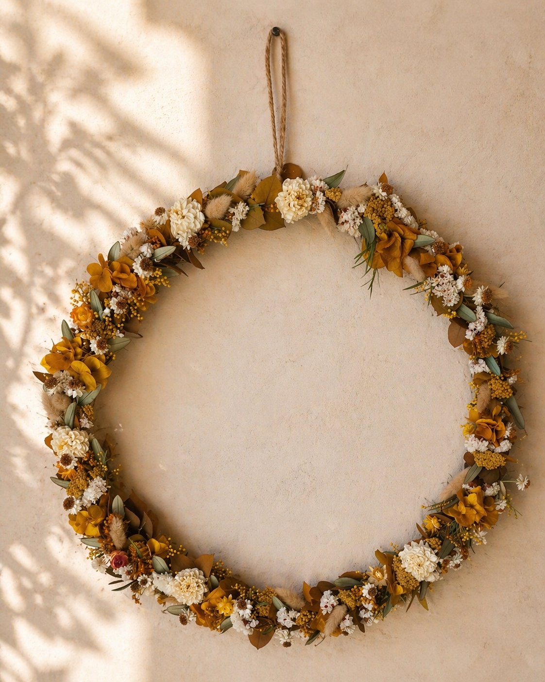Couronne murale pleine en fleurs séchées jaune /blanc/beige